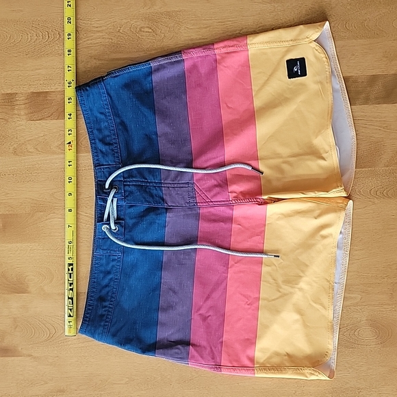 Rip Curl Mirage Boardshorts size 30 - Picture 1 of 6